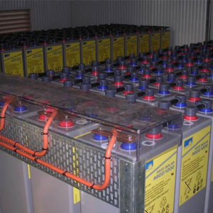 PAD Heaters for Multiple water batteries Image of several water batteries in rows.